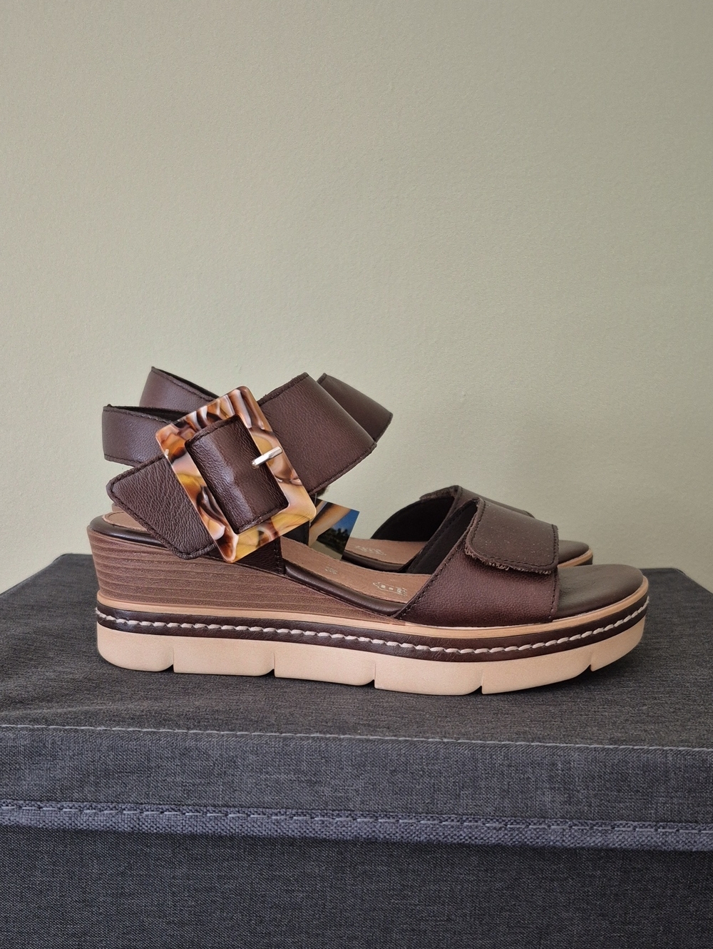 NWT Remonte Brown Leather Platform Sandals W/ Velcro Straps & Buckle Detail, 36